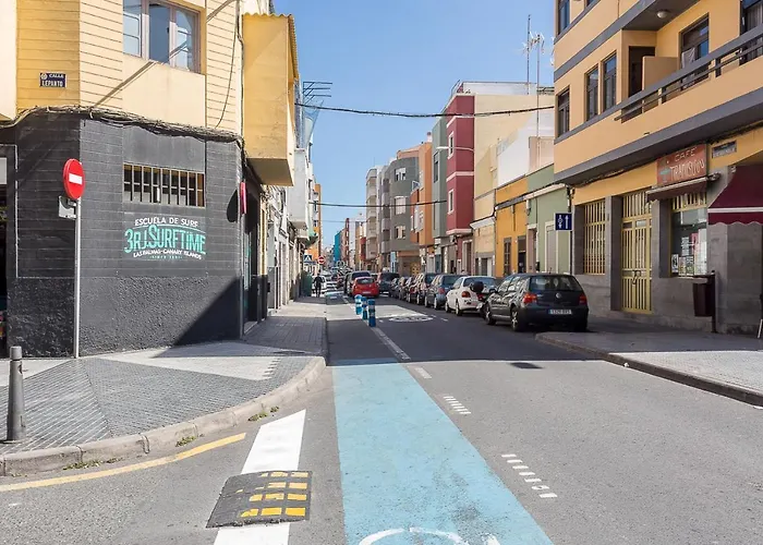 Flatguest - Flat With Art * Las Palmas / Gran Canaria