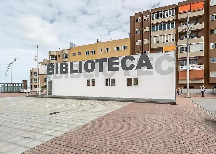 Flatguest - Flat With Art *