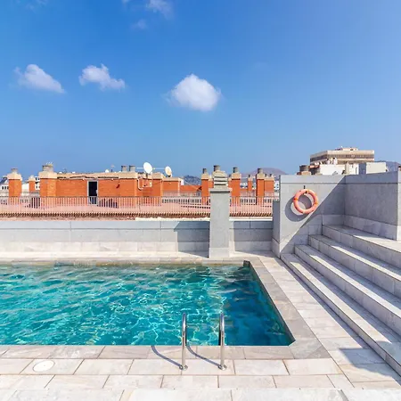 Flatguest - Flat With Art