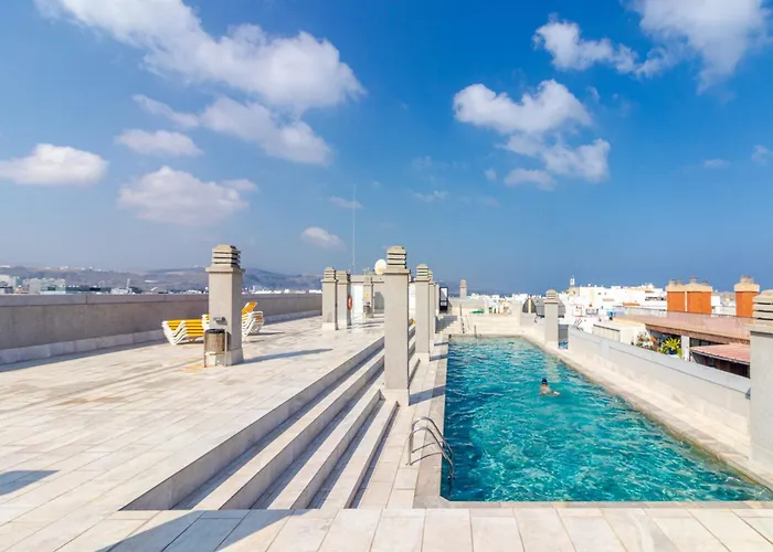 Flatguest - Flat With Art アパート *