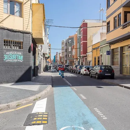 Flatguest - Flat With Art * لاس بالماس دي غران كاناريا