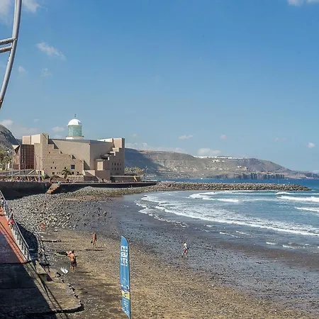 Апартаменти Flatguest - Flat With Art